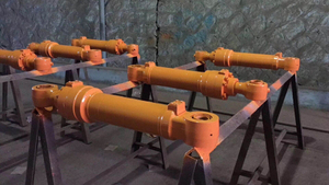 ZX130 Bucket Cylinder