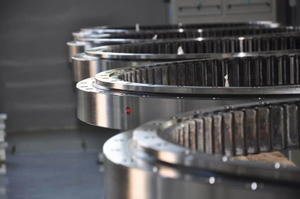 PC200 Swing Bearing